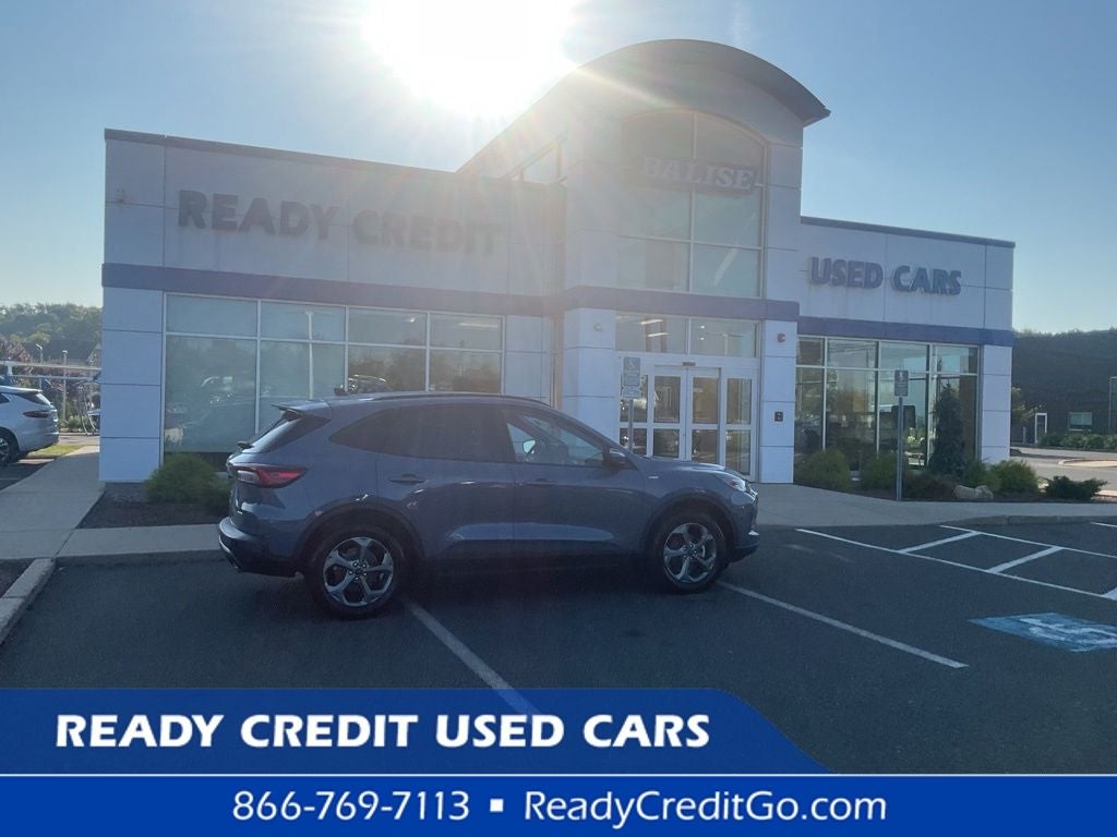 2025 Ford Escape ST-Line Select