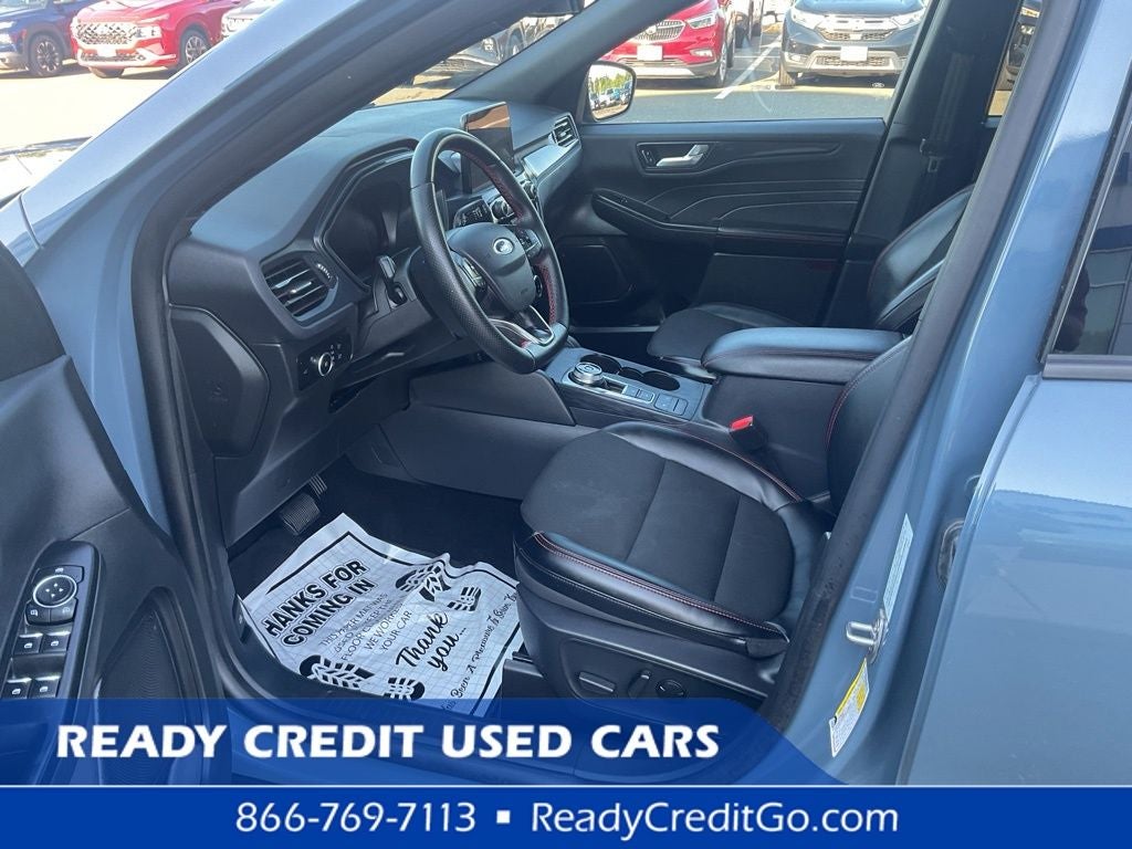 2025 Ford Escape ST-Line Select