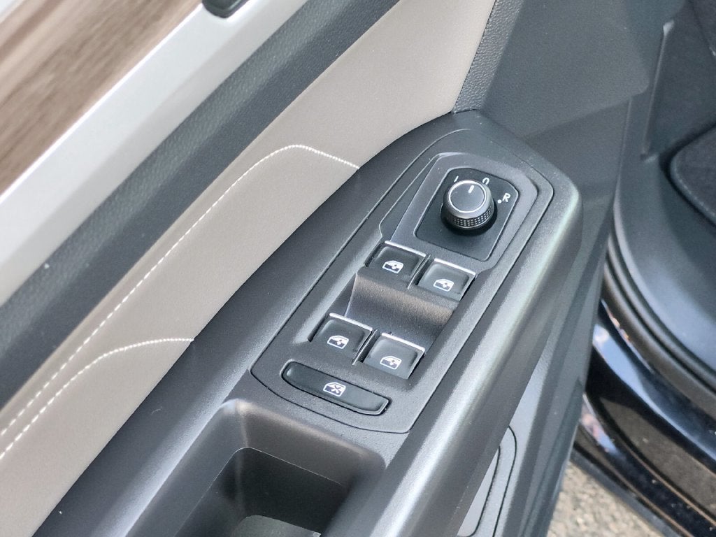 2023 Volkswagen Atlas 2.0T SEL