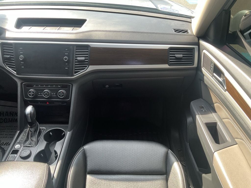 2021 Volkswagen Atlas 3.6L V6 SE w/Technology