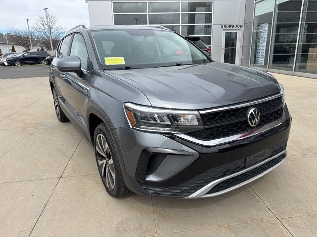 2022 Volkswagen Taos 1.5T SE's photo