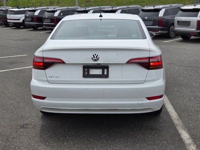 2019 Volkswagen Jetta Base