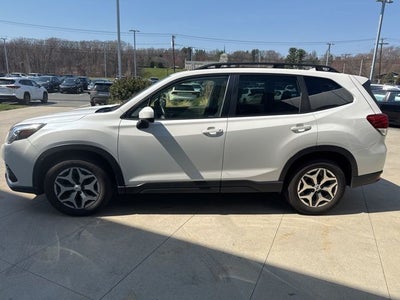 2023 Subaru Forester Premium