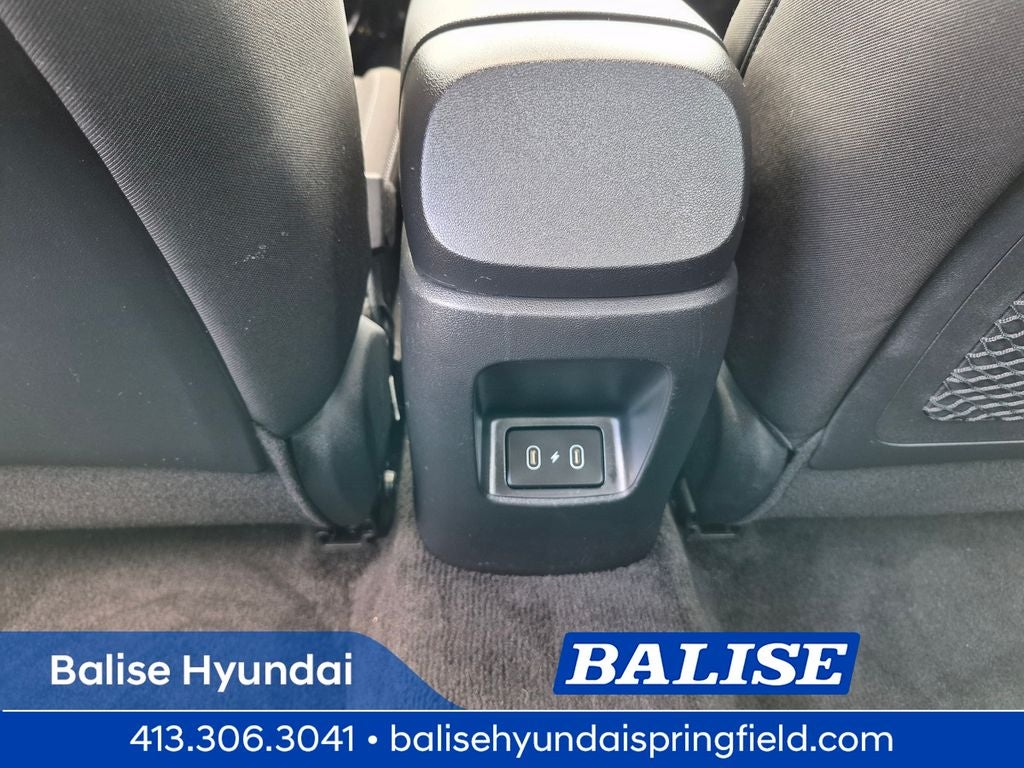 2024 Hyundai Elantra SEL - Photo 16