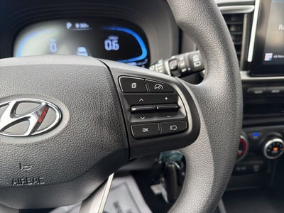 2025 Hyundai Venue SE