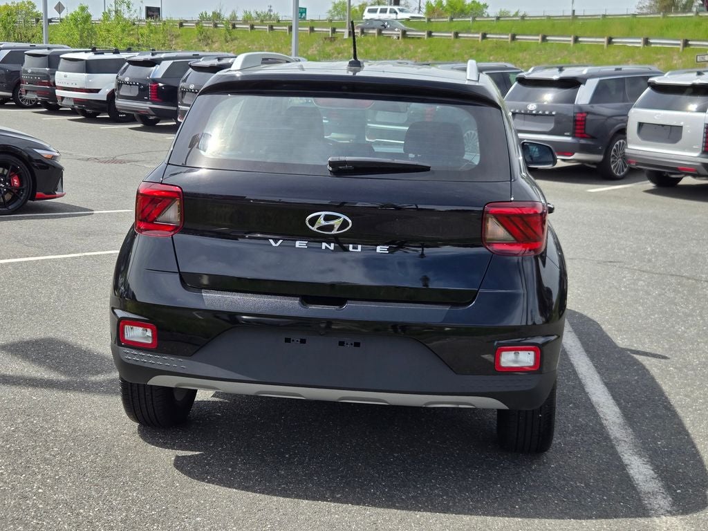 2024 Hyundai Venue SEL