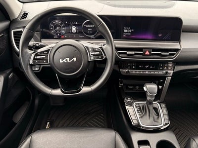 2024 Kia Seltos SX AWD w/ Sunroof Package