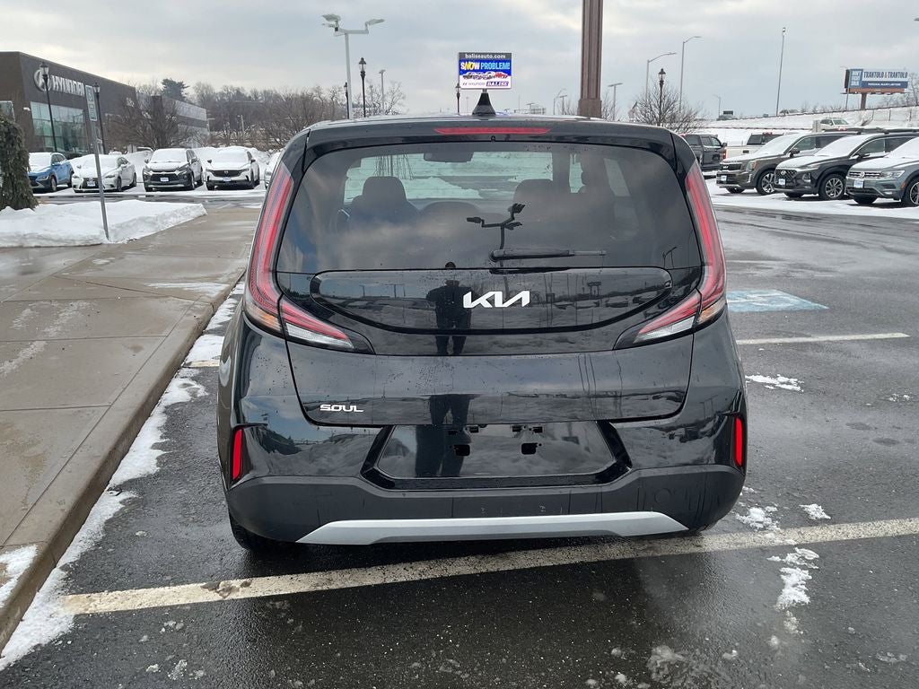 2023 Kia Soul LX